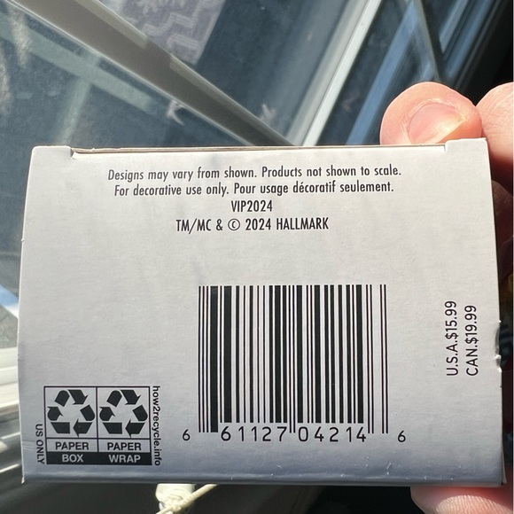 NEW Hallmark - 2024 Limited Edition Santa Ornament - Picture 7 of 7